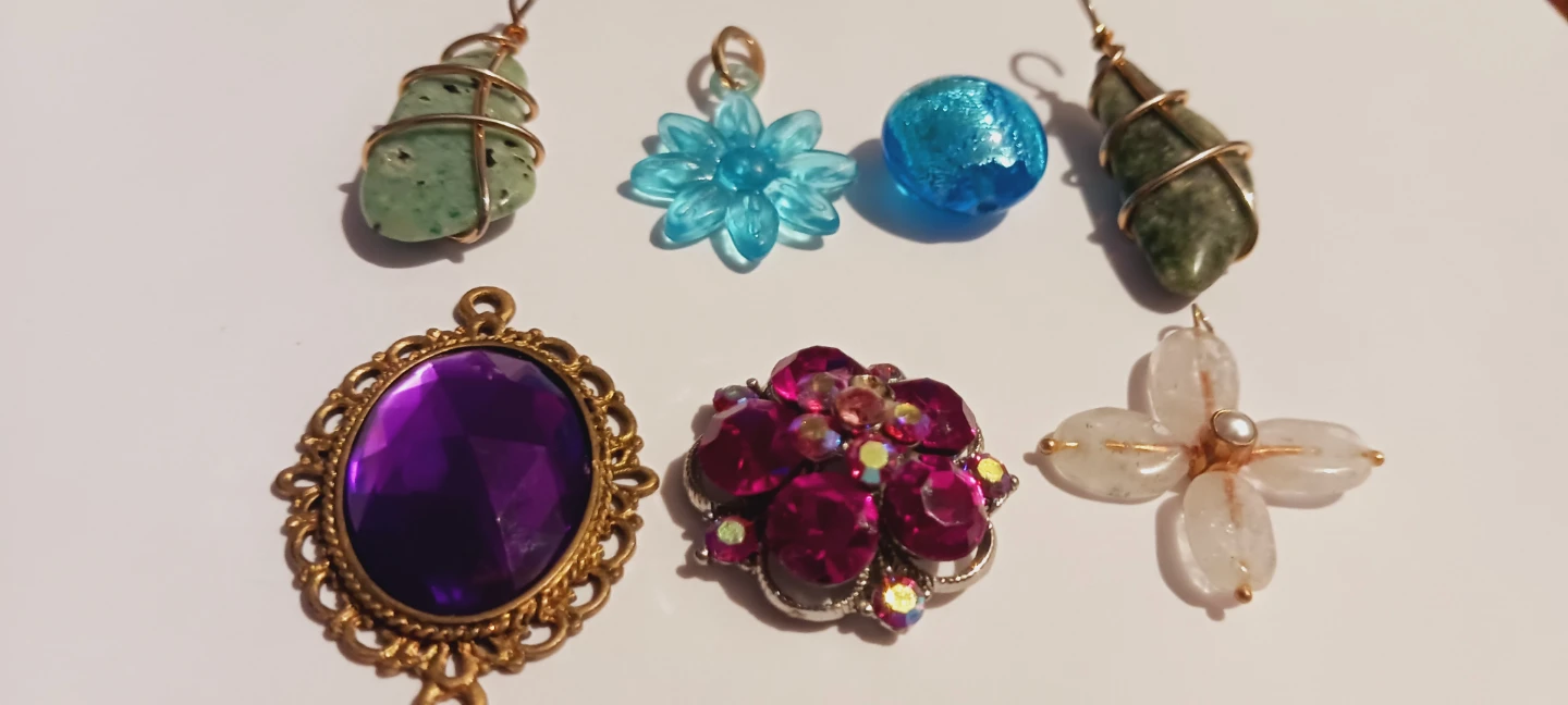 Lot of 7 Assorted Charms and Pendants $5 EACH. - photo 3