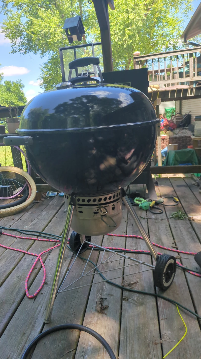 Weber Pro Charcoal Grill - photo 2