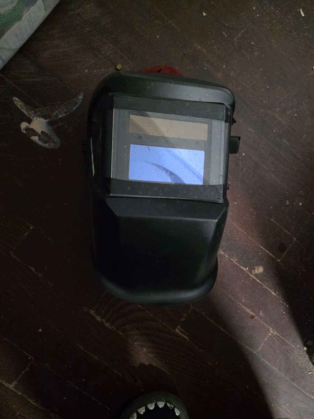 Chicago Electric Welding Auto Darkening Welding Helmet - photo 2