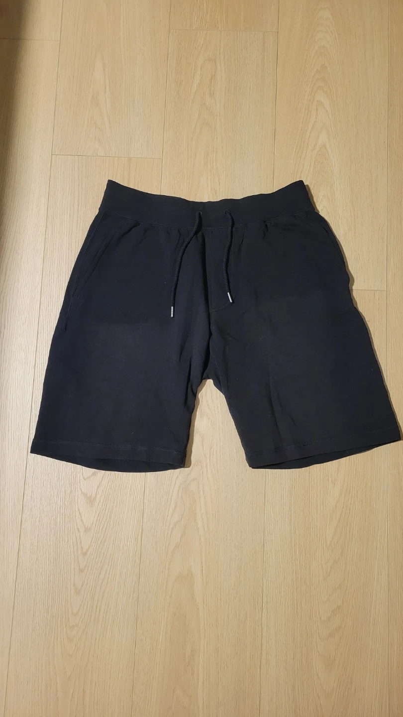 UNIQLO Black Sweat Shorts Size S