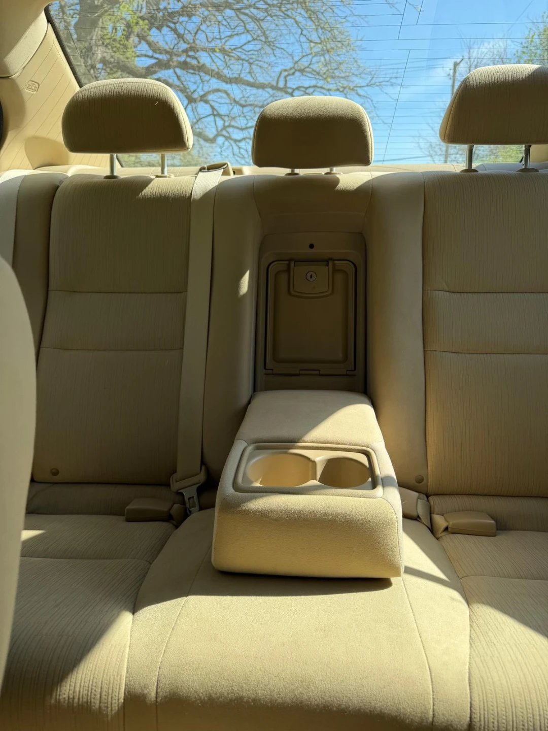 White Honda Accord Sedan 2012 - photo 4