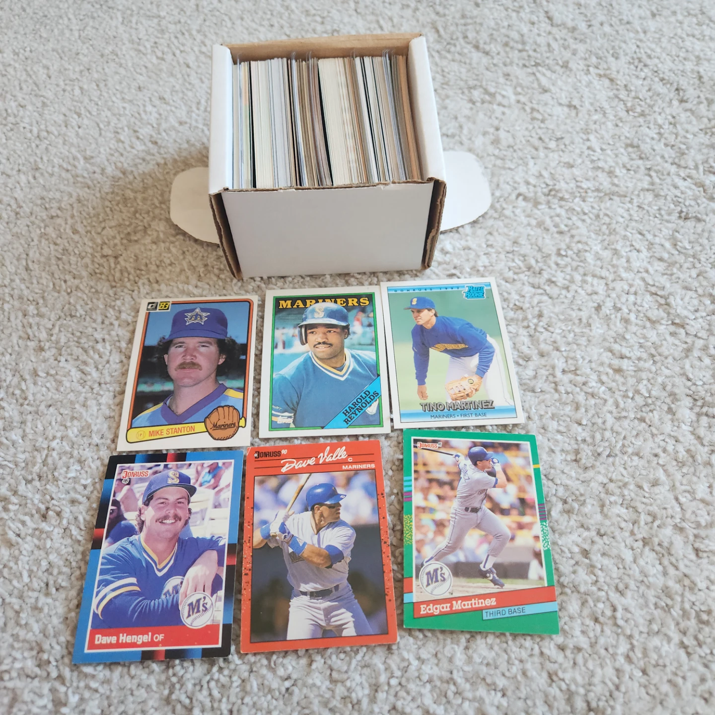 Seattle Mariners, 100 Baseball Cards Team lot - photo 4