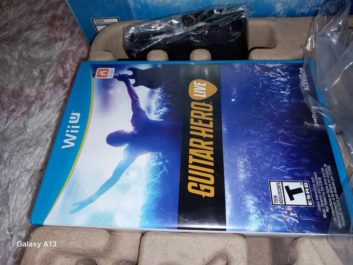 Guitar Hero Live for Wii U with Guitar Controller - photo 4