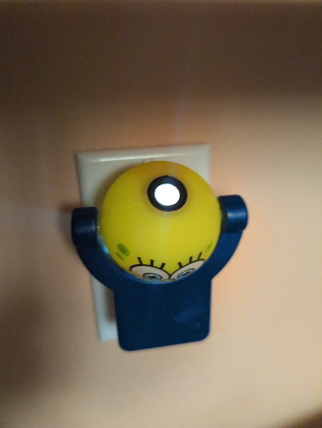 SpongeBob SquarePants Night Light - photo 2