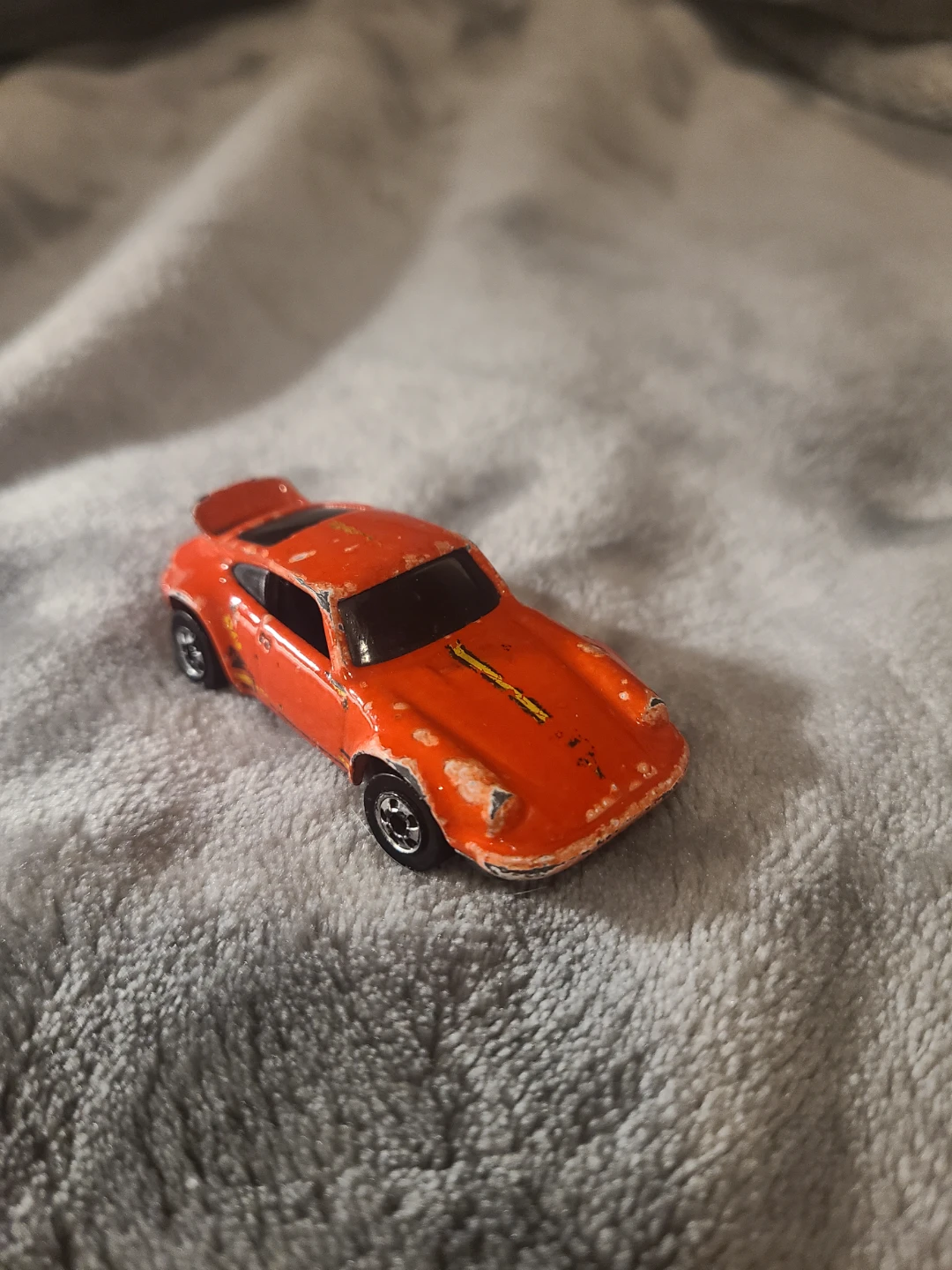 Hot Wheels 1974 Porsche 911 Toy Car - photo 2
