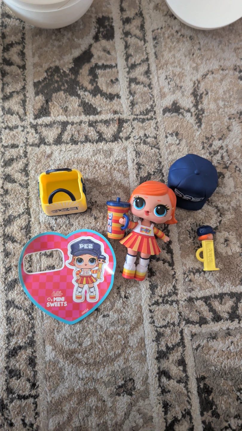 LOL Surprise Mini Sweets Dolls Set - photo 2