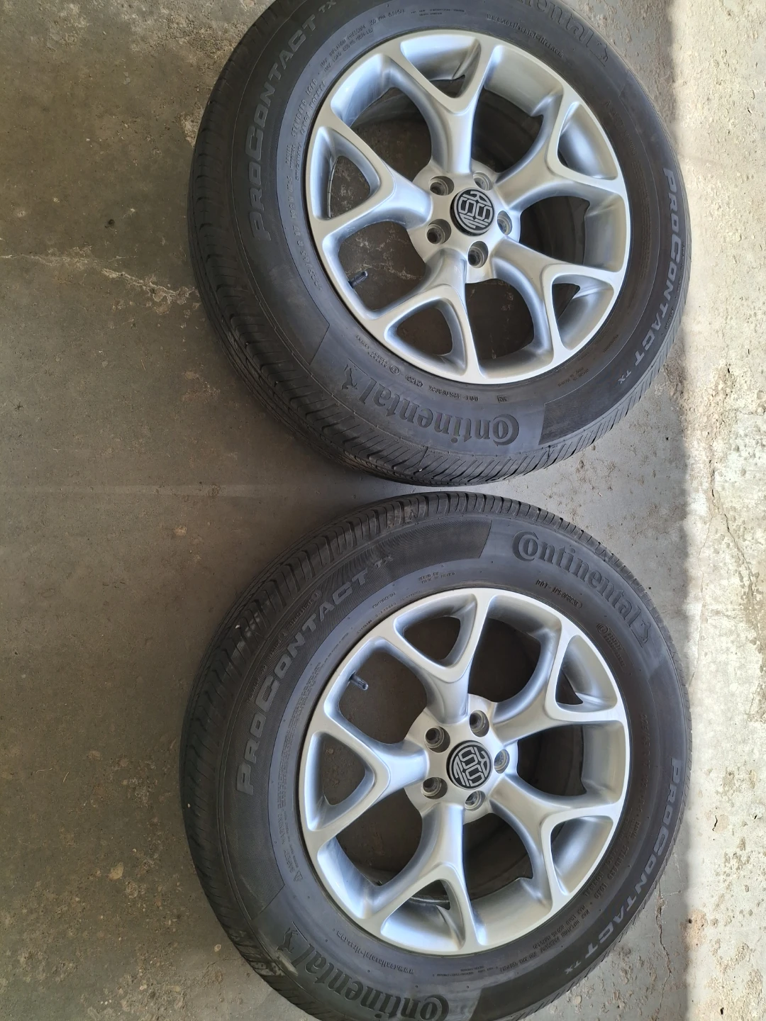 Set of 4 Continental ProContact TX Tires with Rims - photo 4