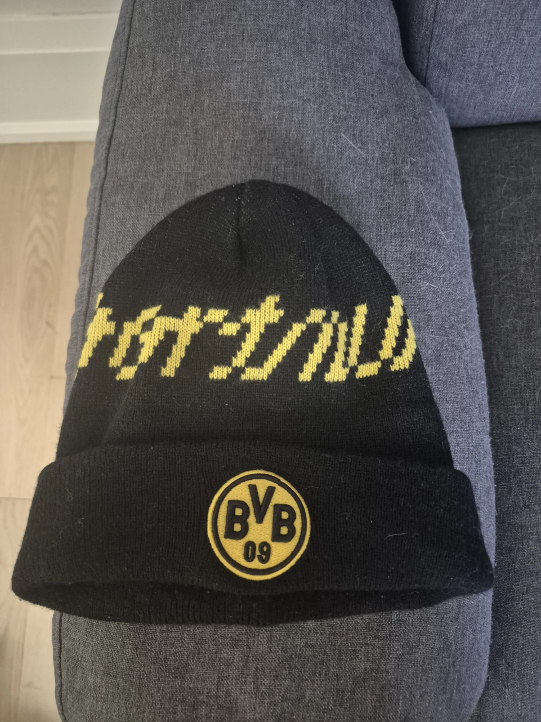 Borussia Dortmund BVB Beanie Hat