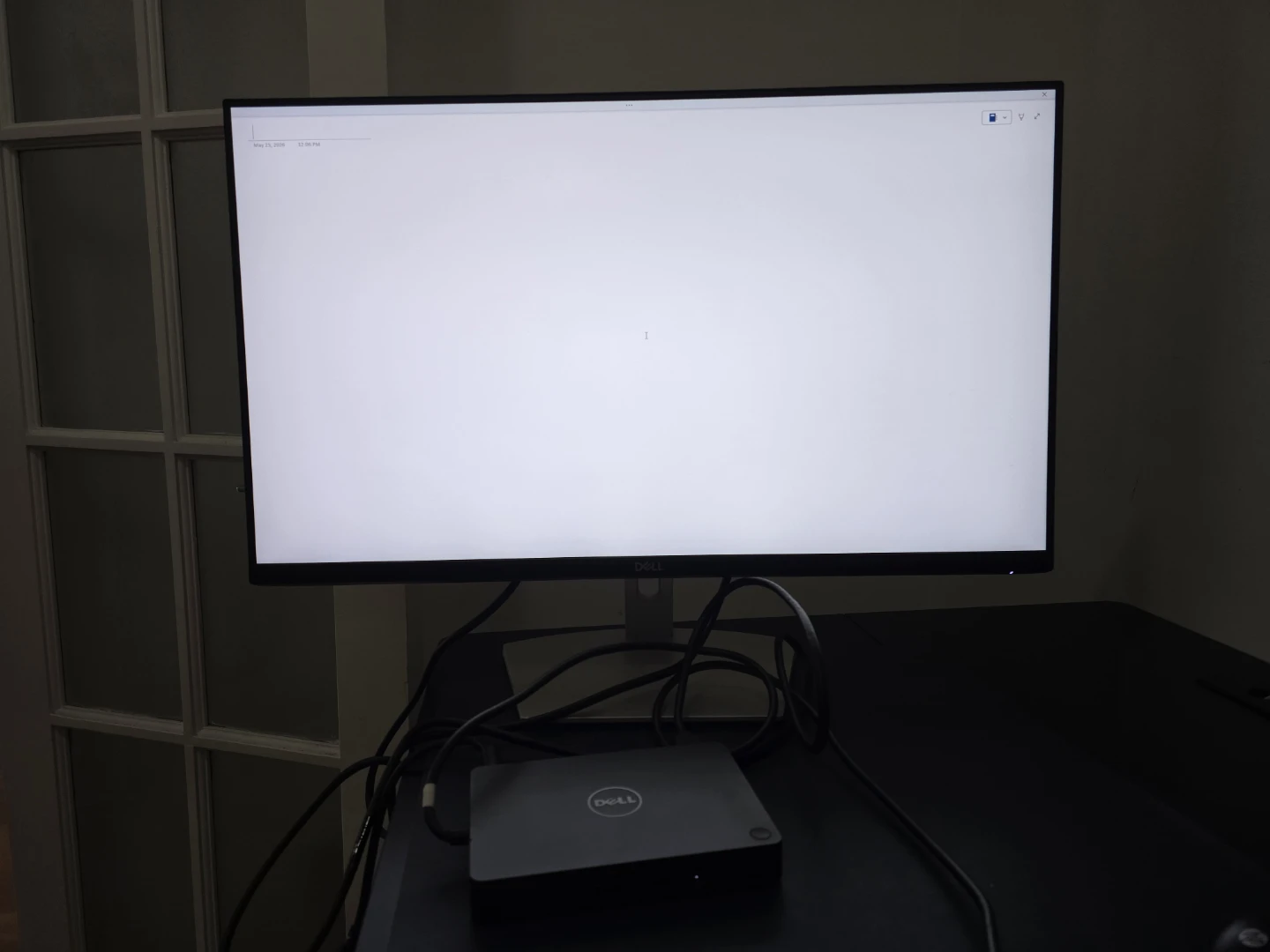 27 inch Dell Monitor - Full HD 1080 - Like New - Moving sale