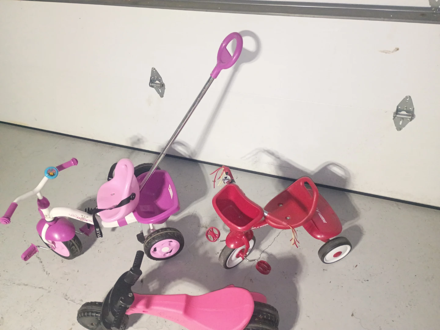 3 Kids Tricycles and Ride-On Toys - photo 2