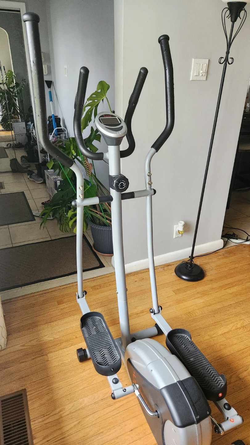 Elliptical Trainer - photo 2