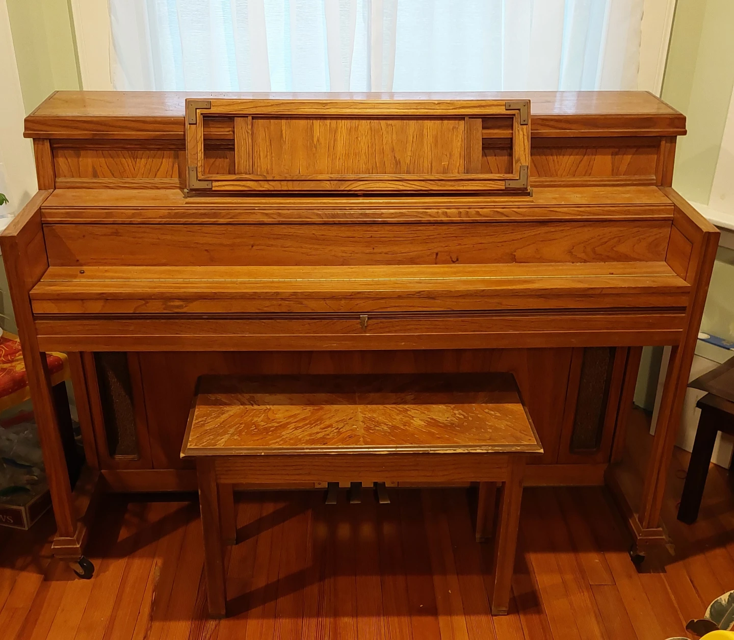 Piano - Lowry upright - photo 3