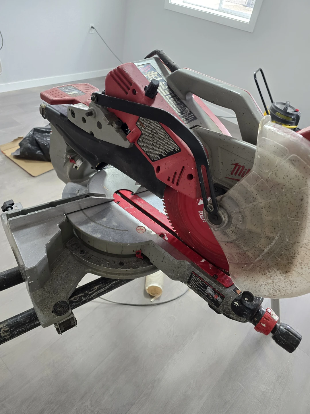 Milwaukee 12" Sliding Compound Miter Saw - photo 4