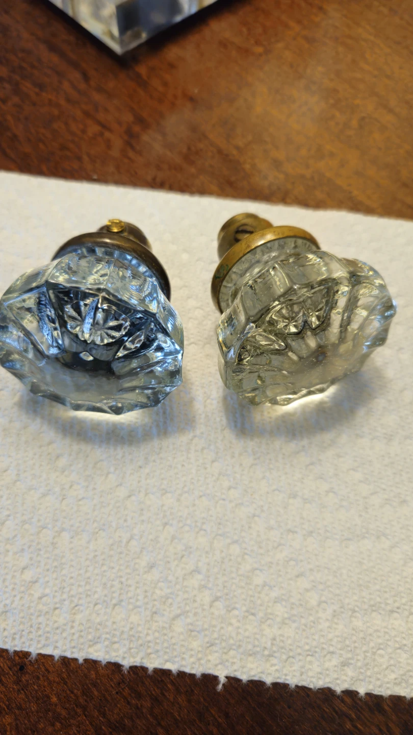 Set of 2 Vintage Glass Doorknobs - photo 4