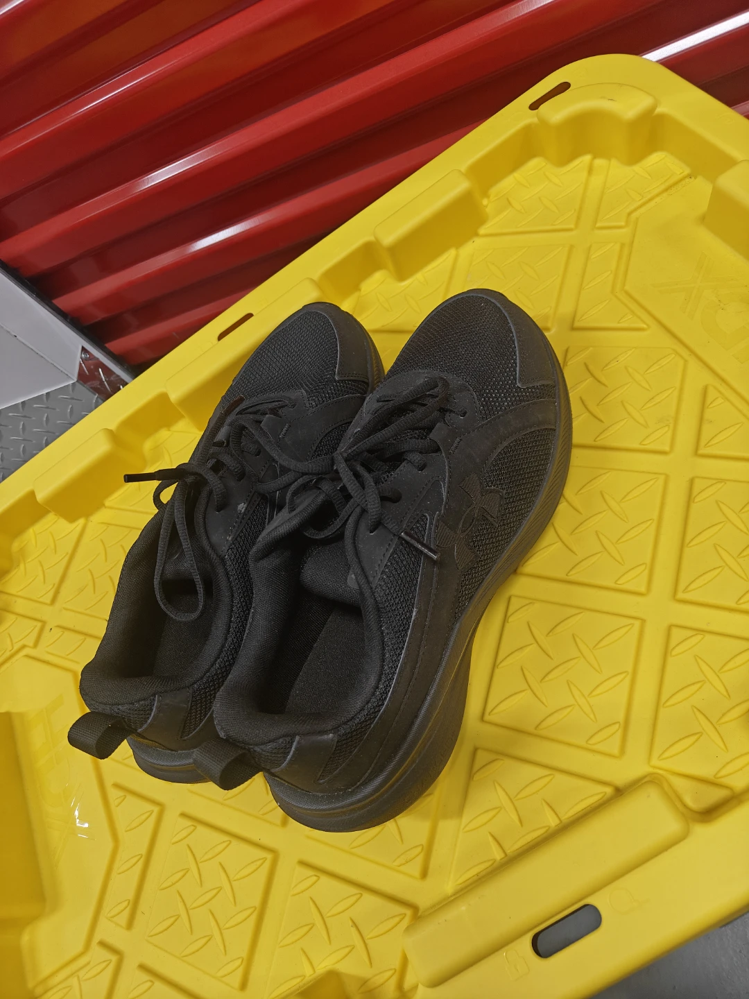 Under Armour Black Charged Assert 9 Running Shoes - photo 2