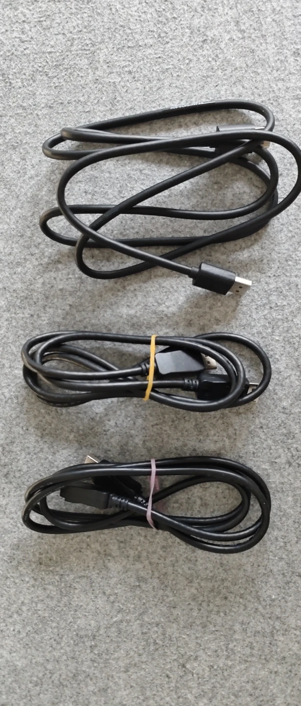 DisplayPort Monitor Cables