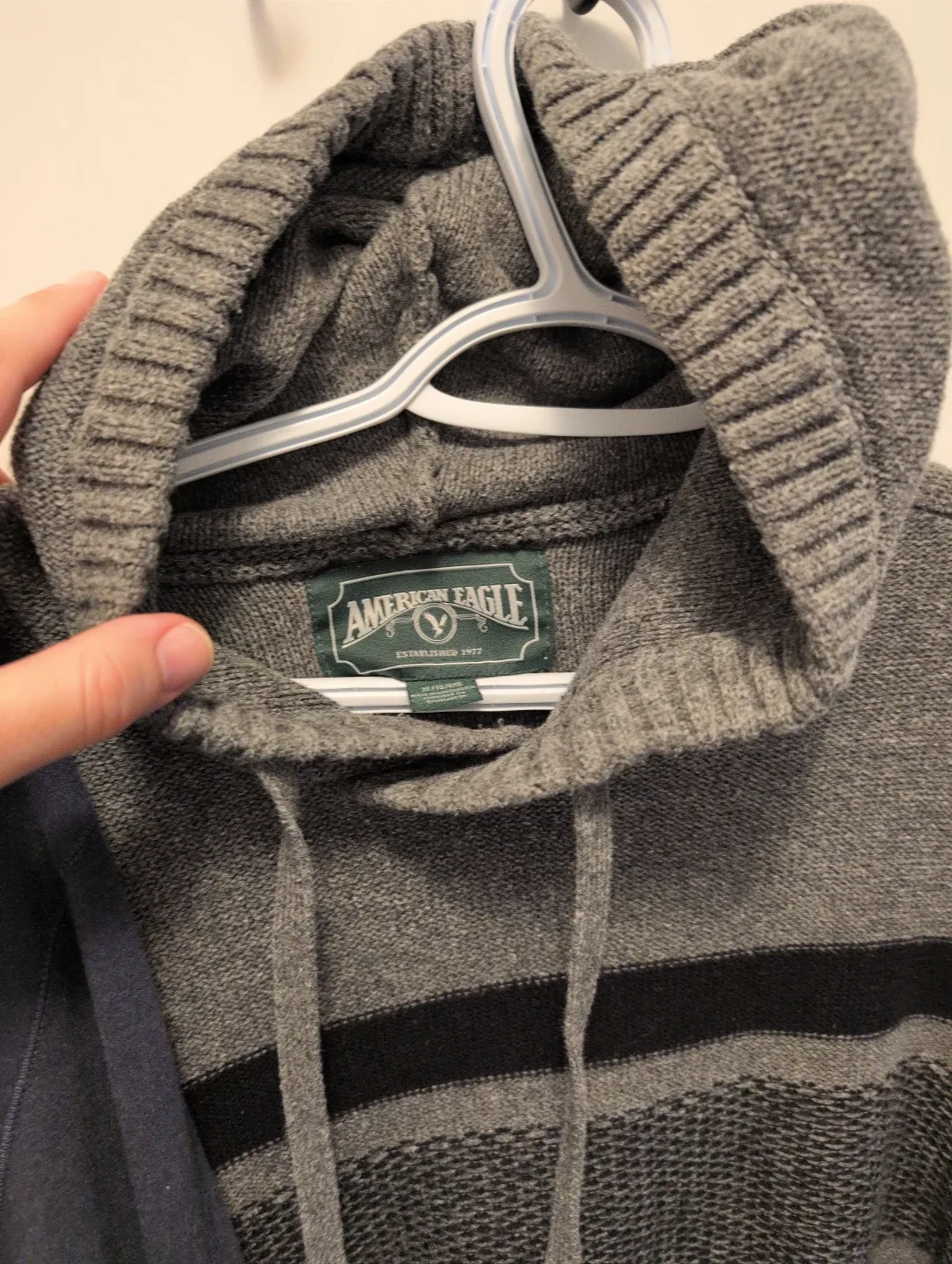 Buffalo David Bitton & American Eagle Hoodies - photo 2