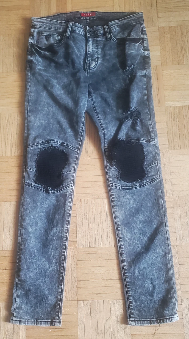 GÜESS Men's Acid Wash Moto Jeans