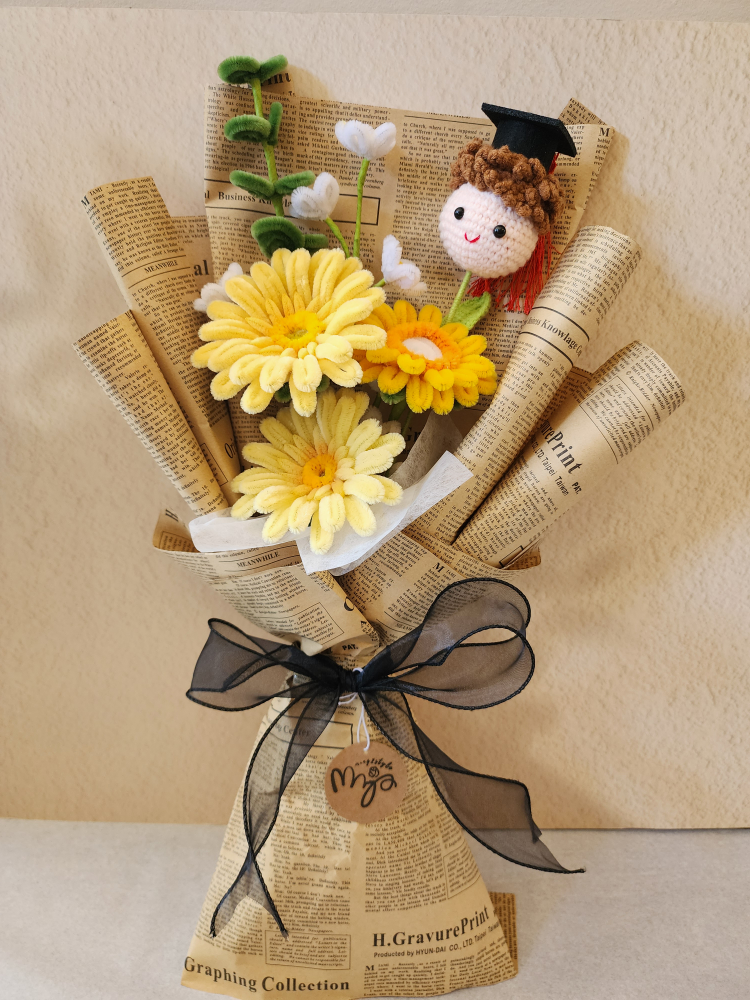 Handmade Graduation Bouquet - photo 2