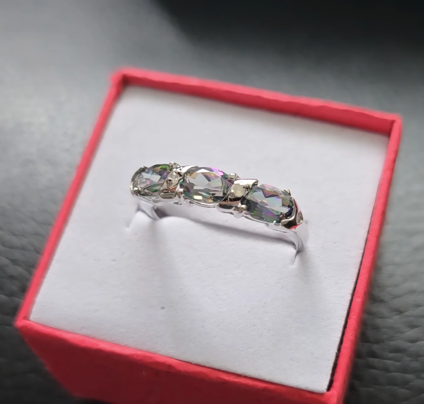 Like brand new sparkle 10K Gold ring for sale - photo 4