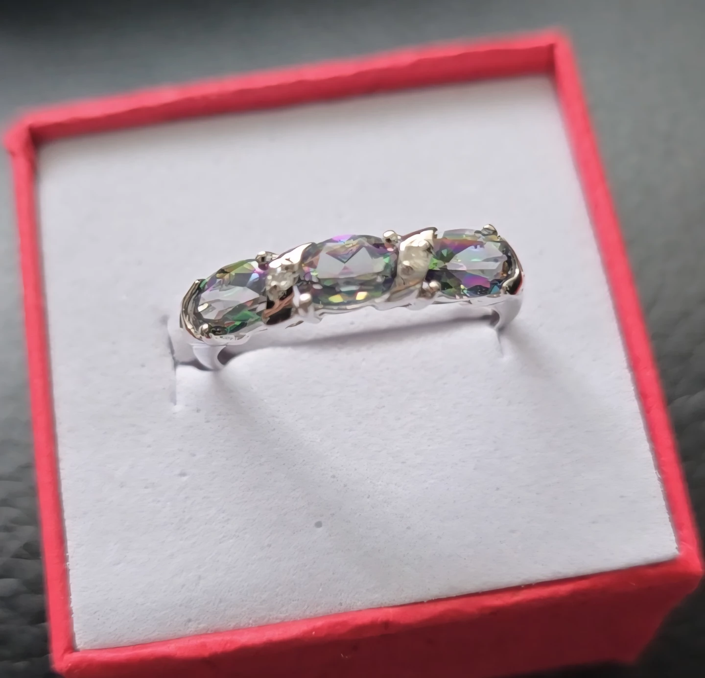Like brand new sparkle 10K Gold ring for sale - photo 5