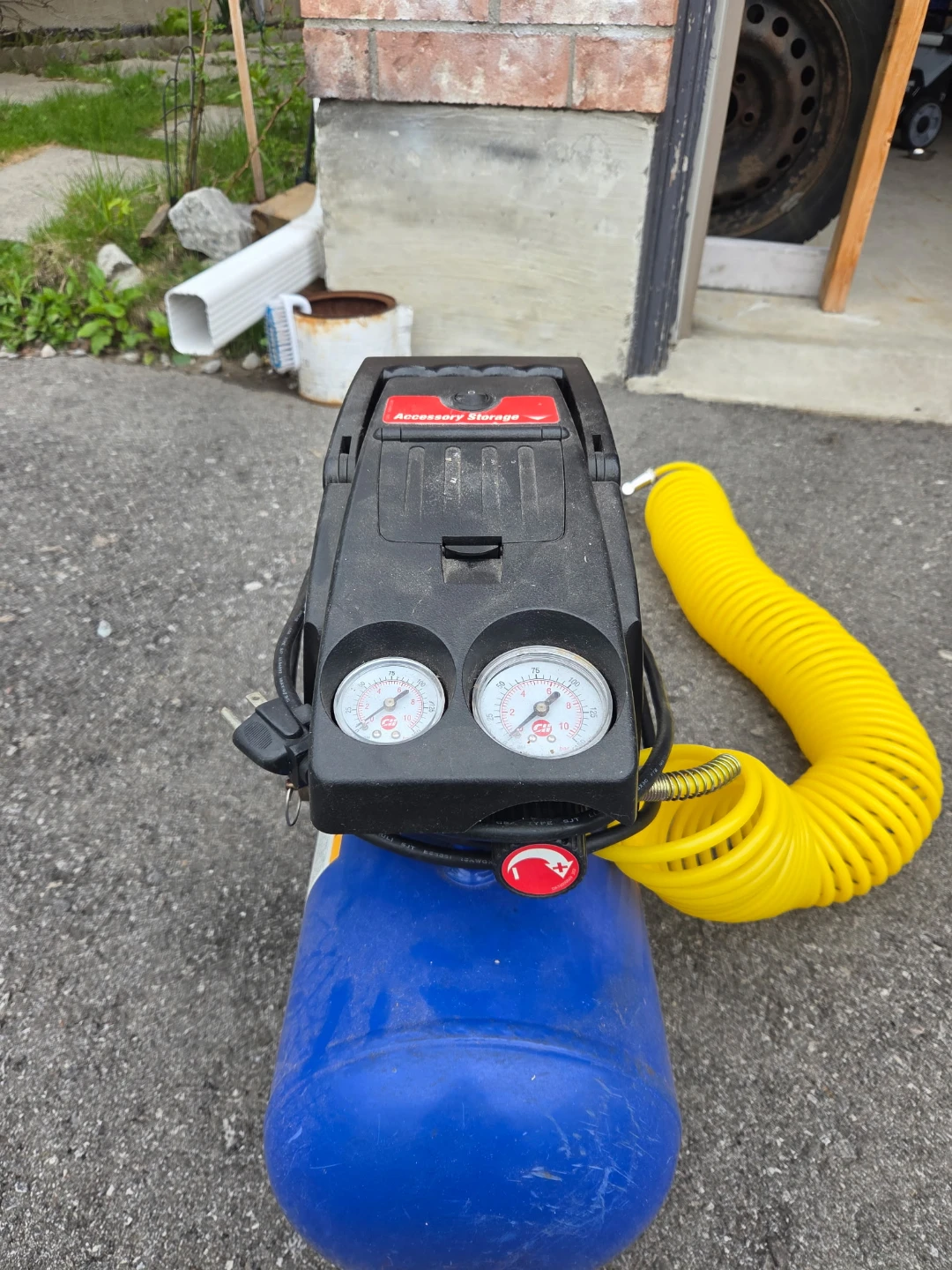 Air compressor - photo 3