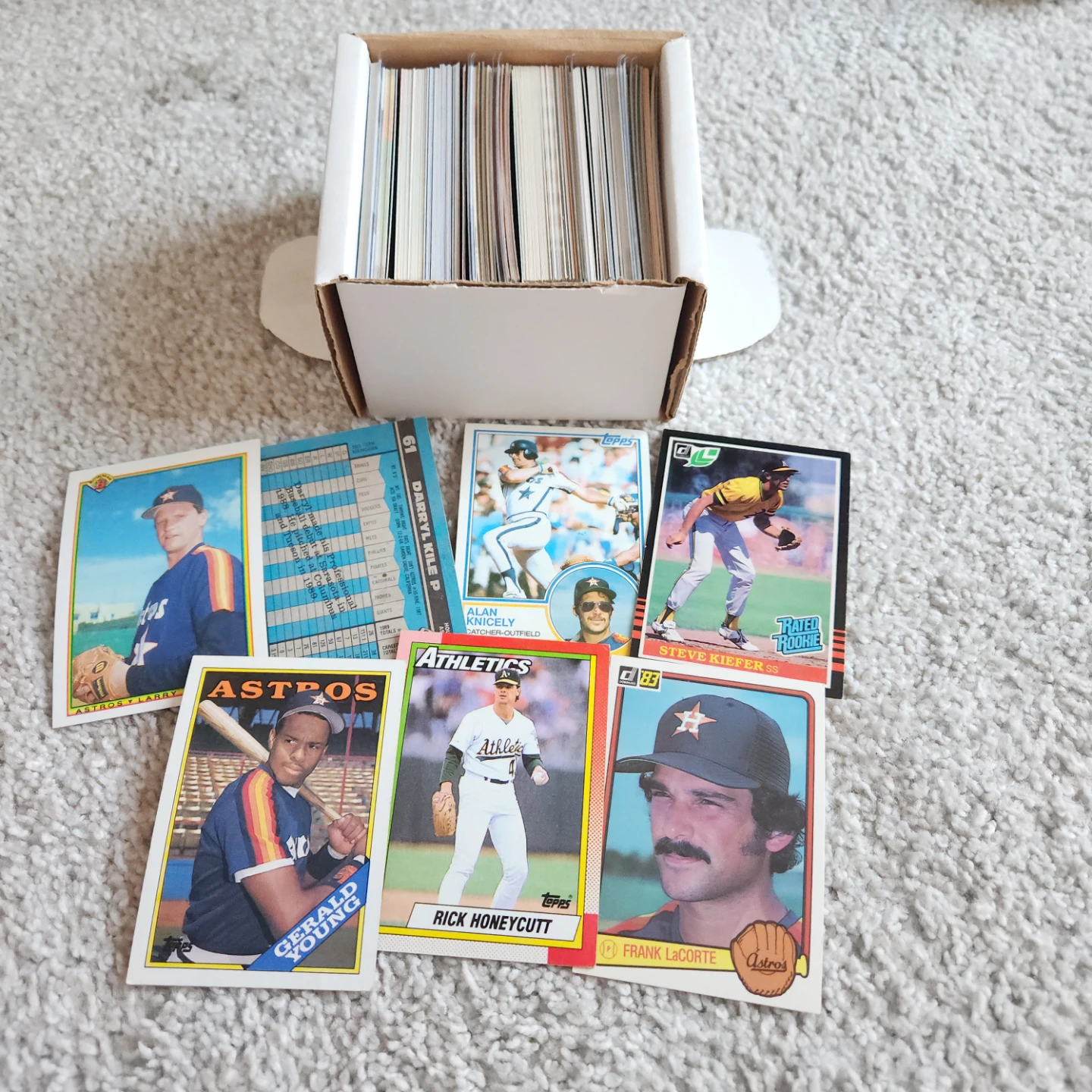 Houston Astros, 100 Baseball Cards Team lot - photo 3
