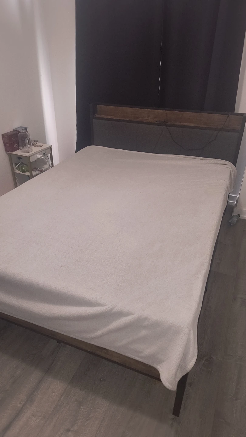 Queen Size Mattress for Sale – Move Out Sale! - photo 2