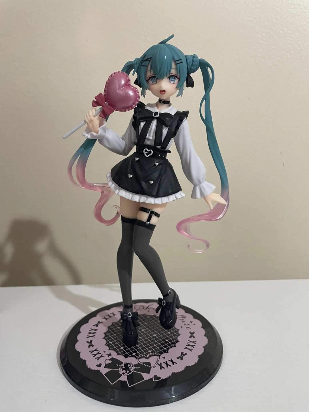Authentic Hatsune Miku Fashion Figure by Subculture