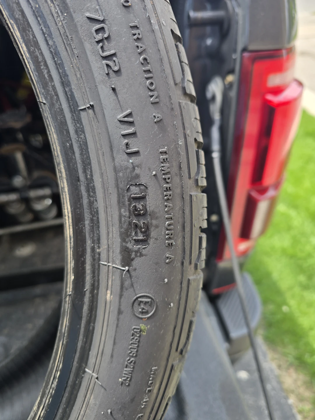 Bridgestone Turanza LS100. 225-40 R19 - photo 5