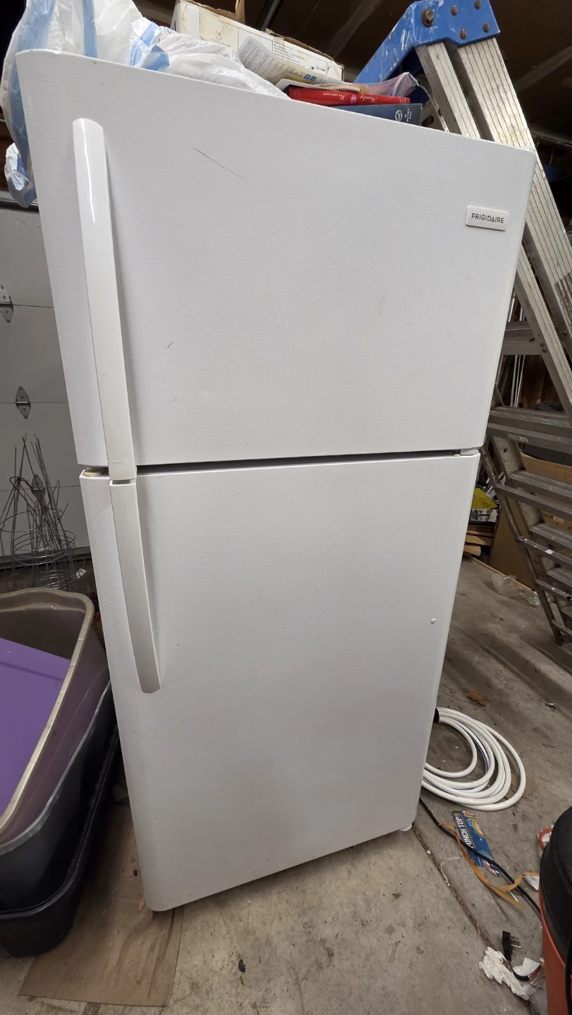 Frigidaire Refrigerator Freezer