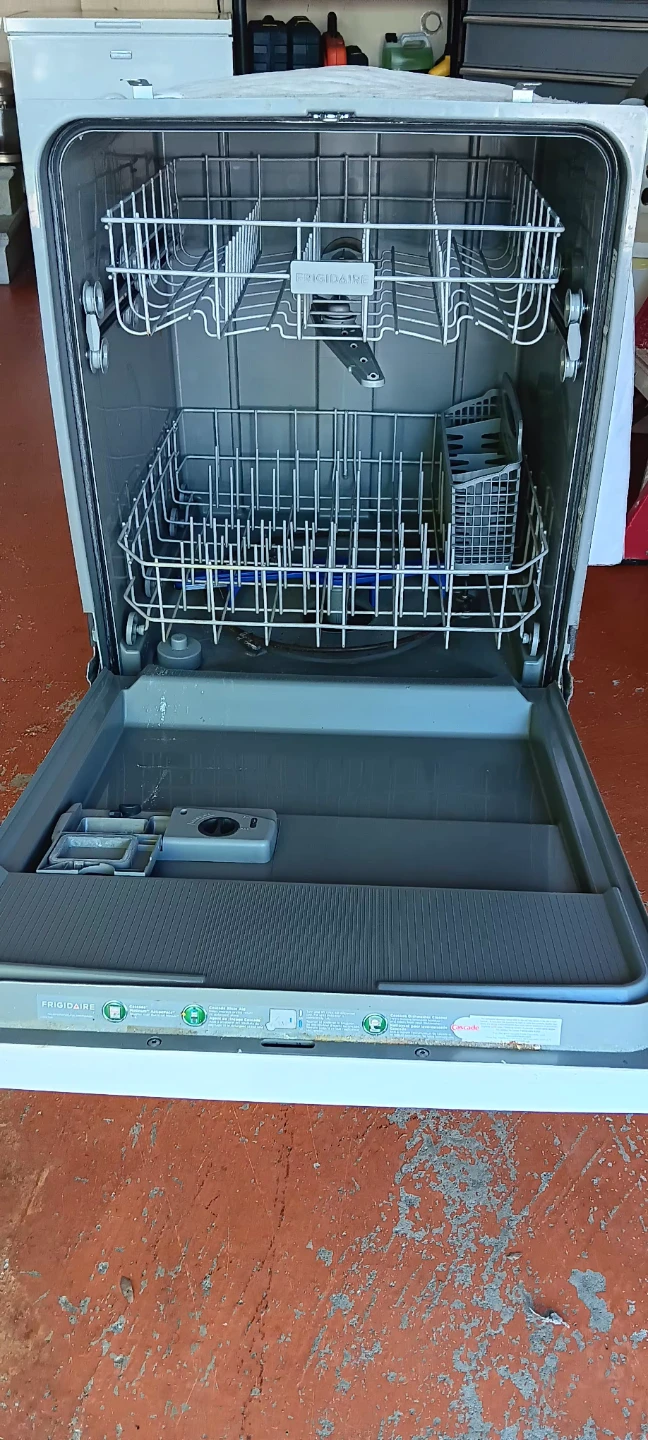 Frigidaire Dishwasher - photo 2