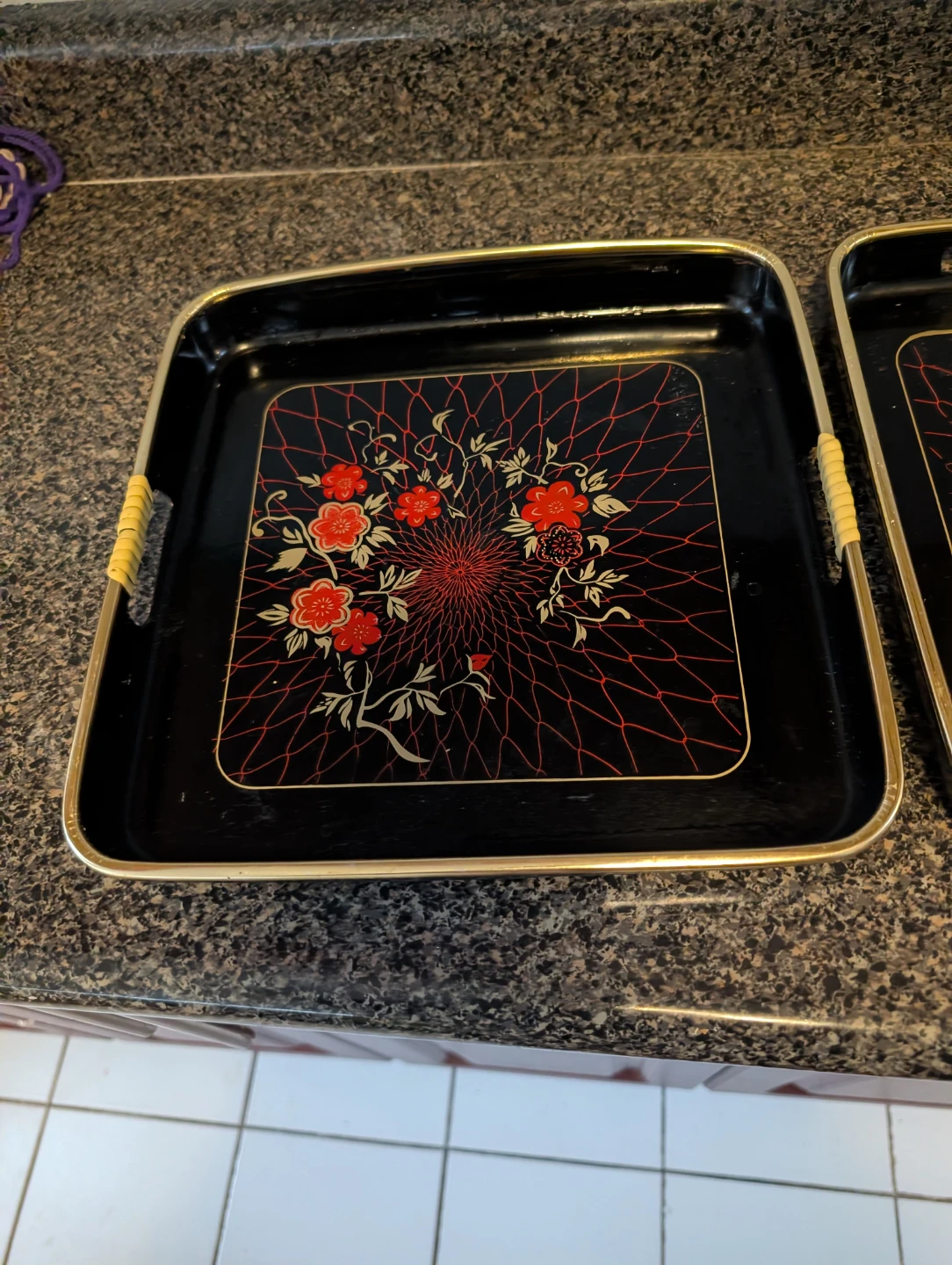 Set of 2 Vintage Floral Serving Trays - photo 4