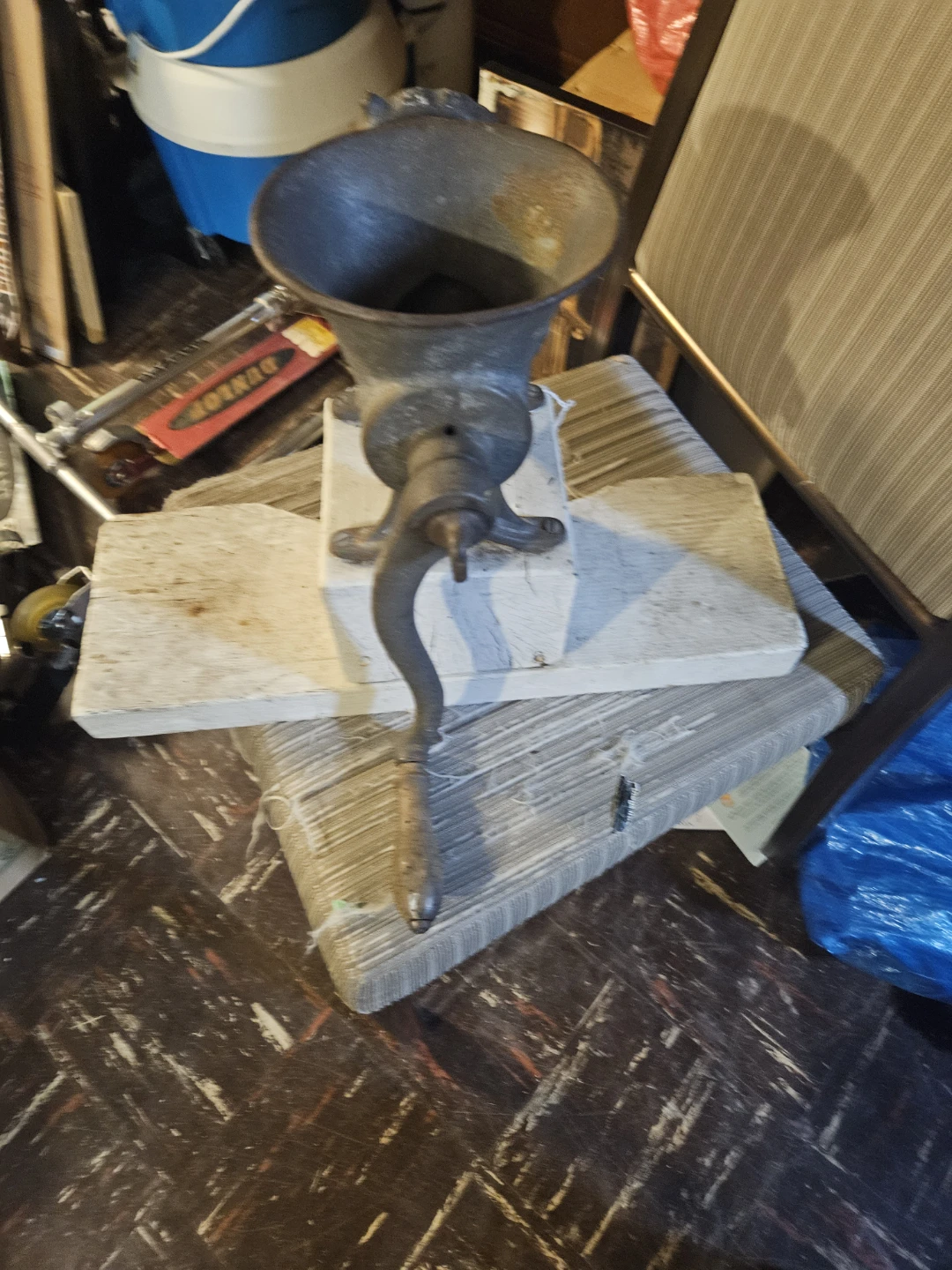 Vintage Cast Iron Meat Grinder - photo 2