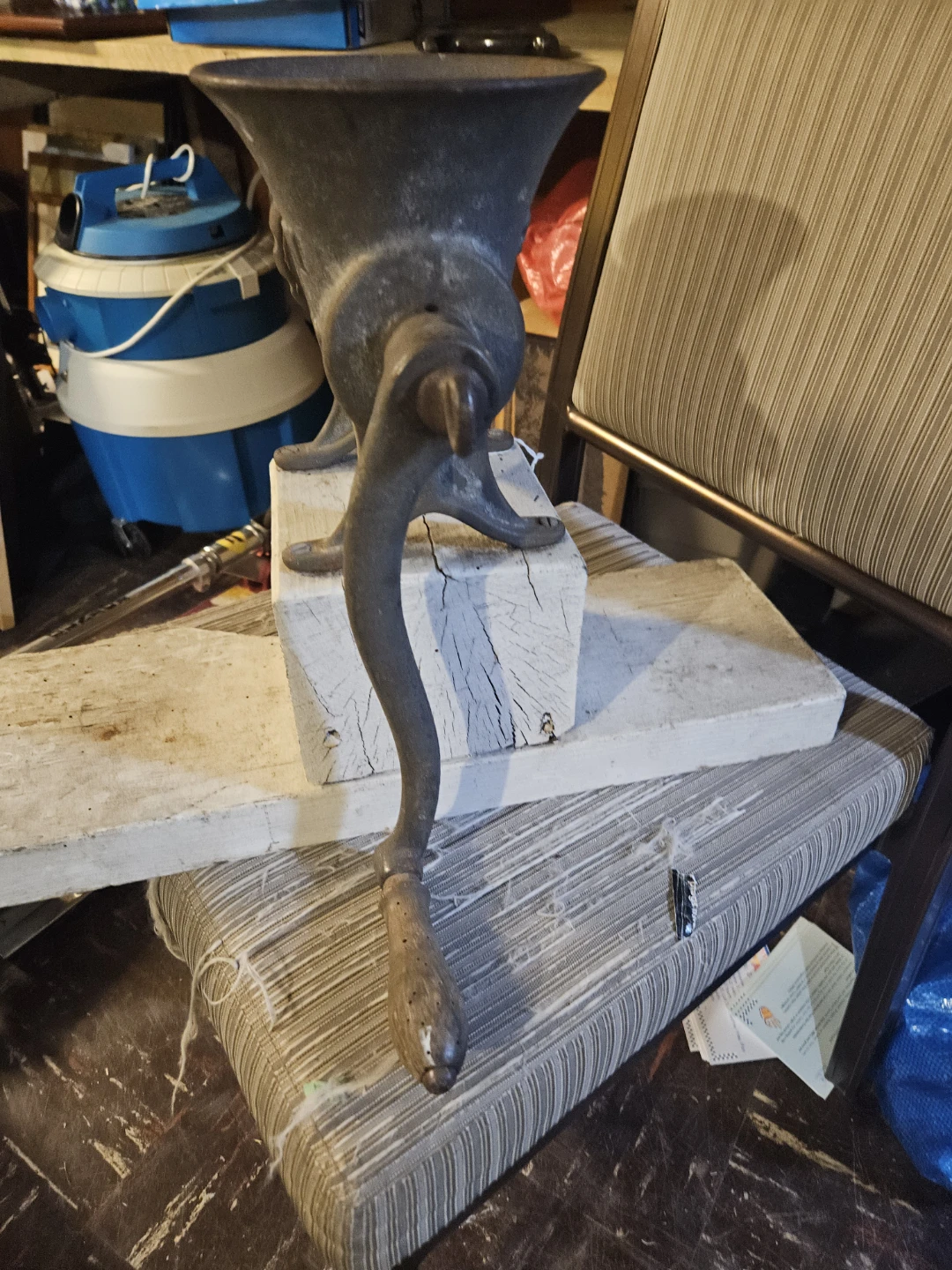 Vintage Cast Iron Meat Grinder - photo 3