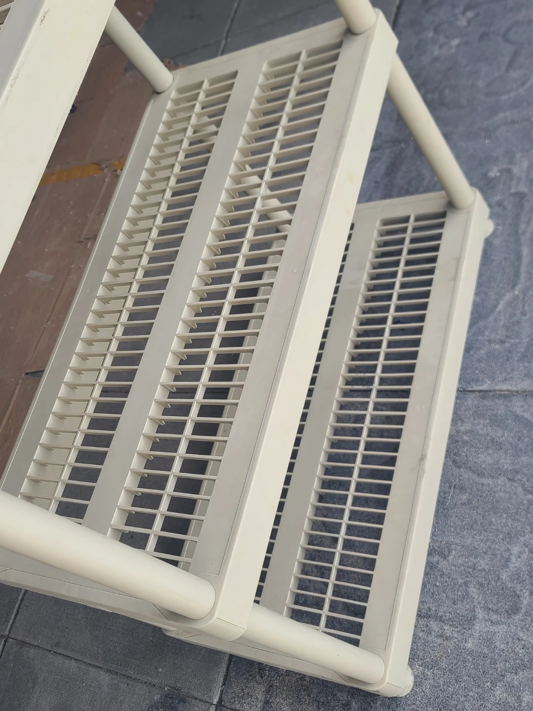 4-Tier Plastic Shelving Unit - photo 3