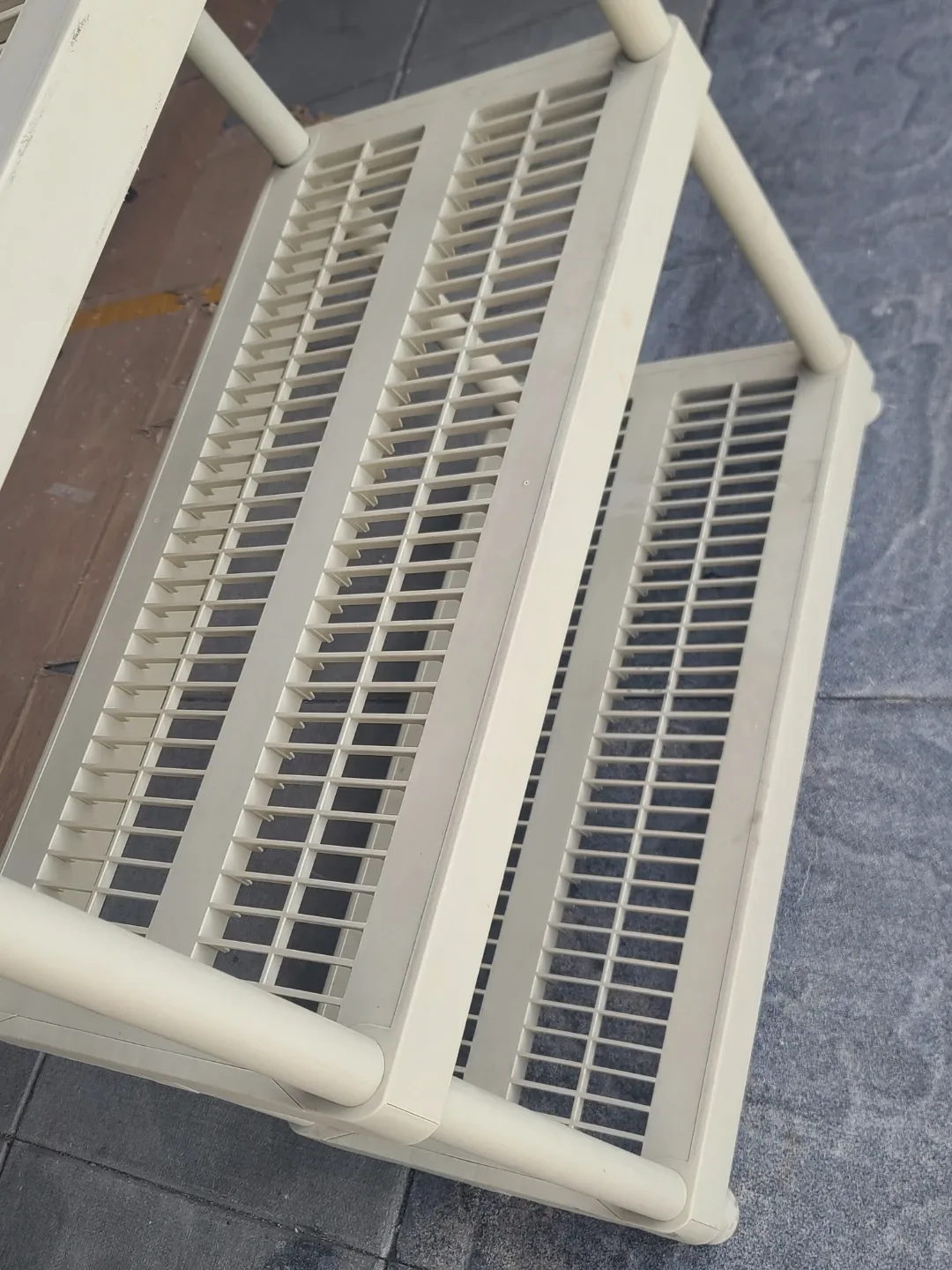 4-Tier Plastic Shelving Unit - photo 3