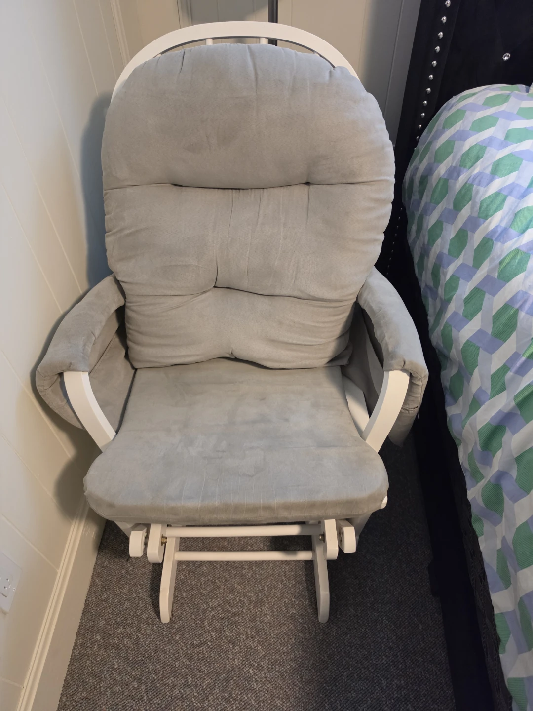White Glider Rocking Chair with Grey Cushions - photo 5