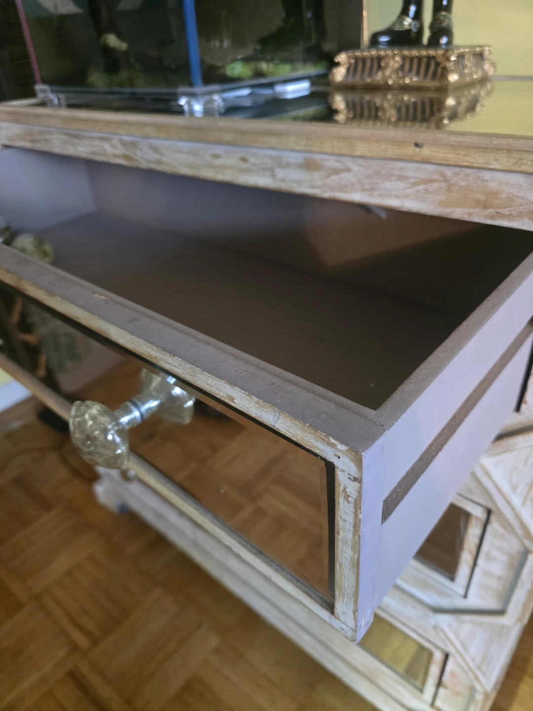 Mirrored Dresser with 4 Drawers - photo 2