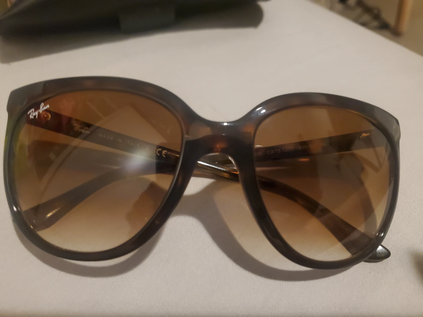 Ray-Ban Tortoiseshell Cat Eye Sunglasses
