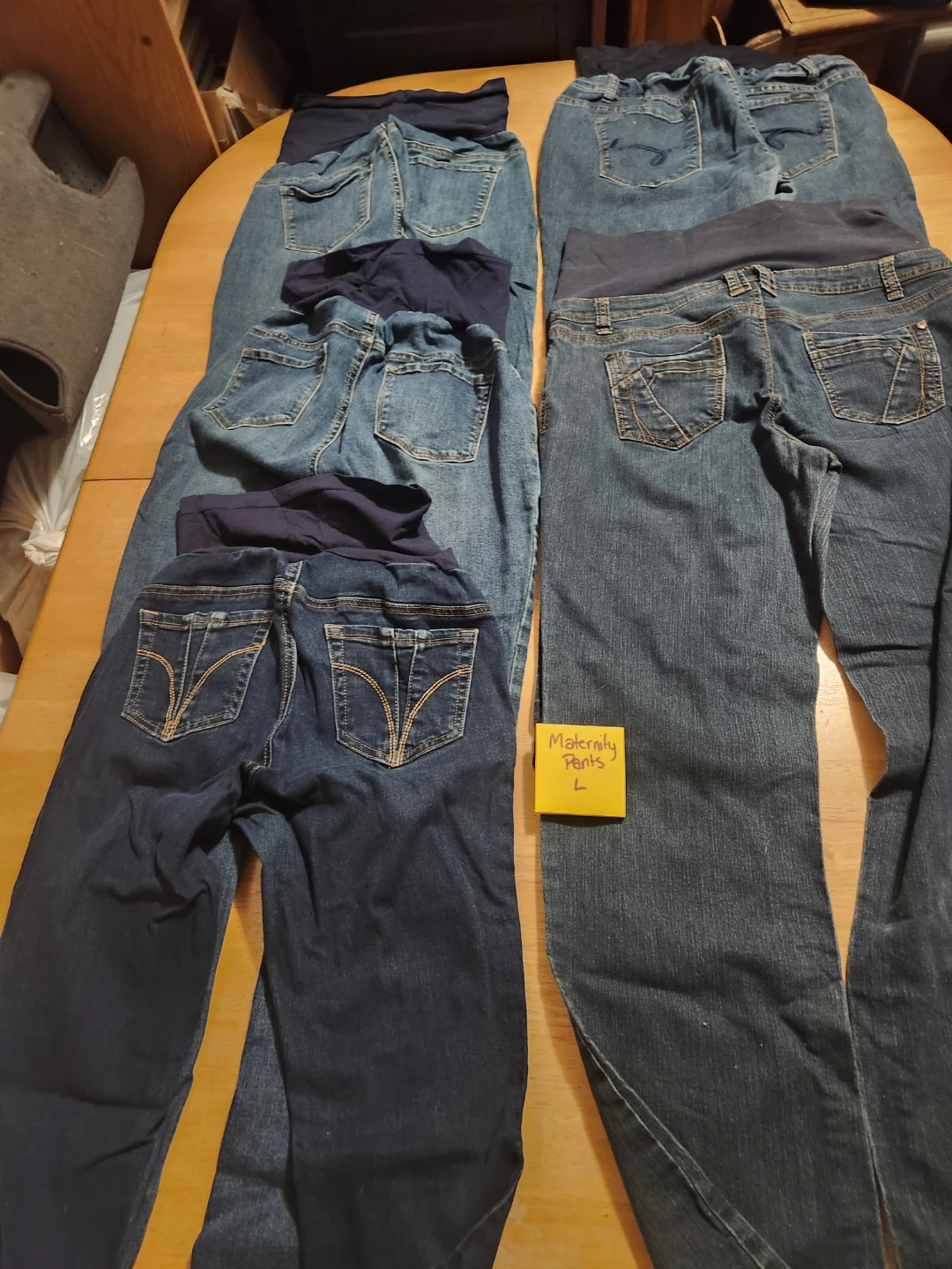 Maternity pants lot - photo 2