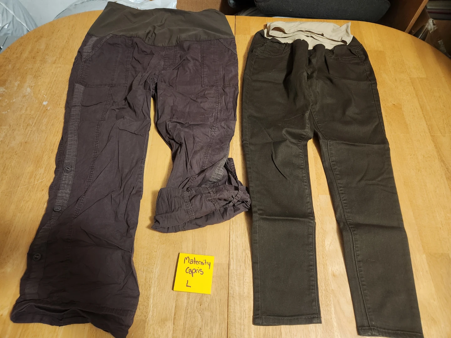 Maternity pants lot - photo 4