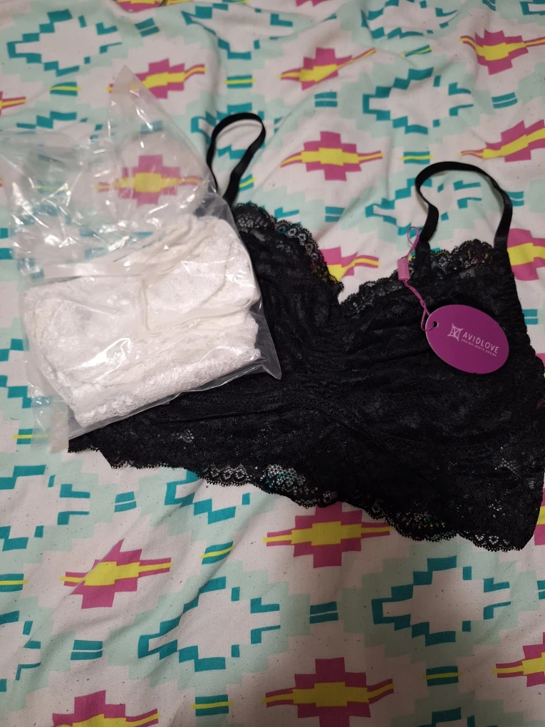 Avidlove 1  Black & 1 white Lace Bralettes XL - photo 2