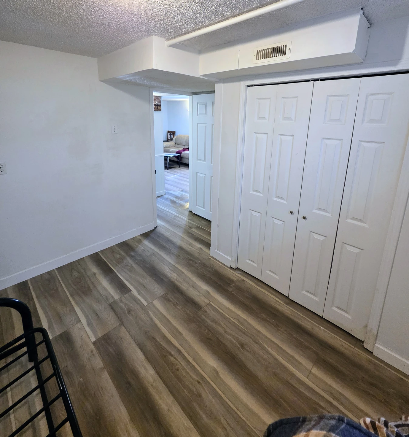 Basement for Rent - photo 5