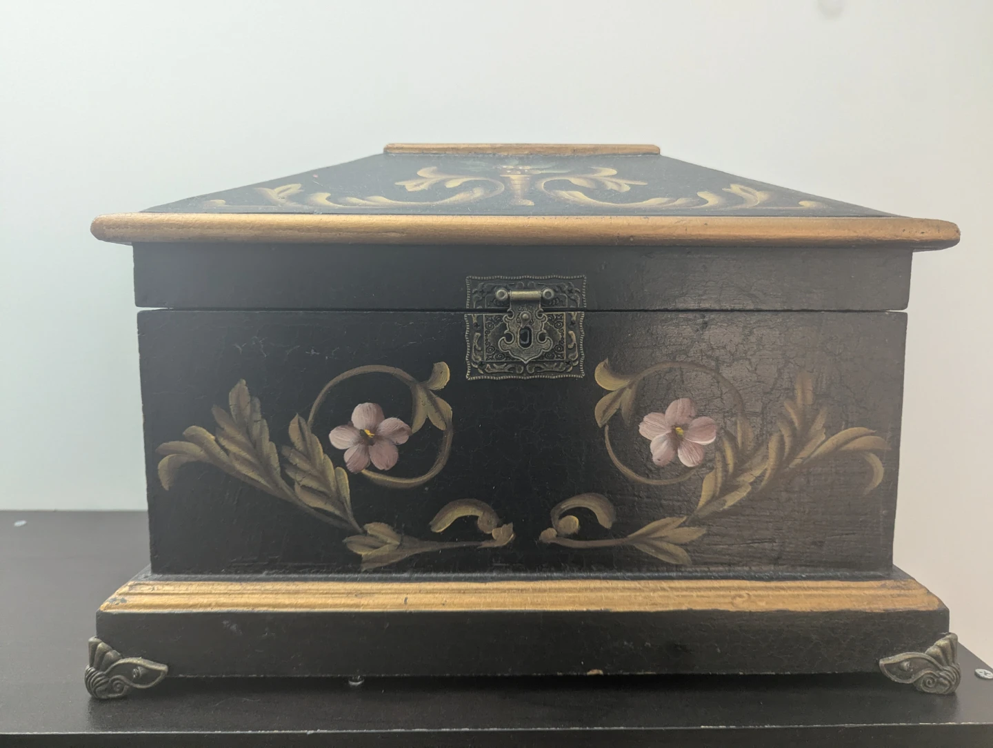 Decorative Wooden Trinket Box with Hand-Painted Floral Design
