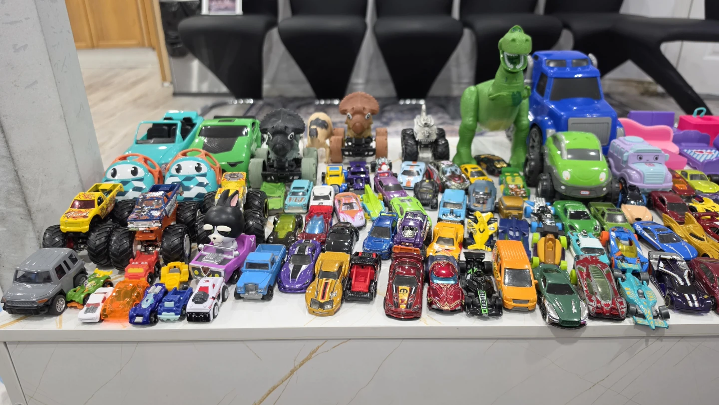 FREE FREE FREE TOYS