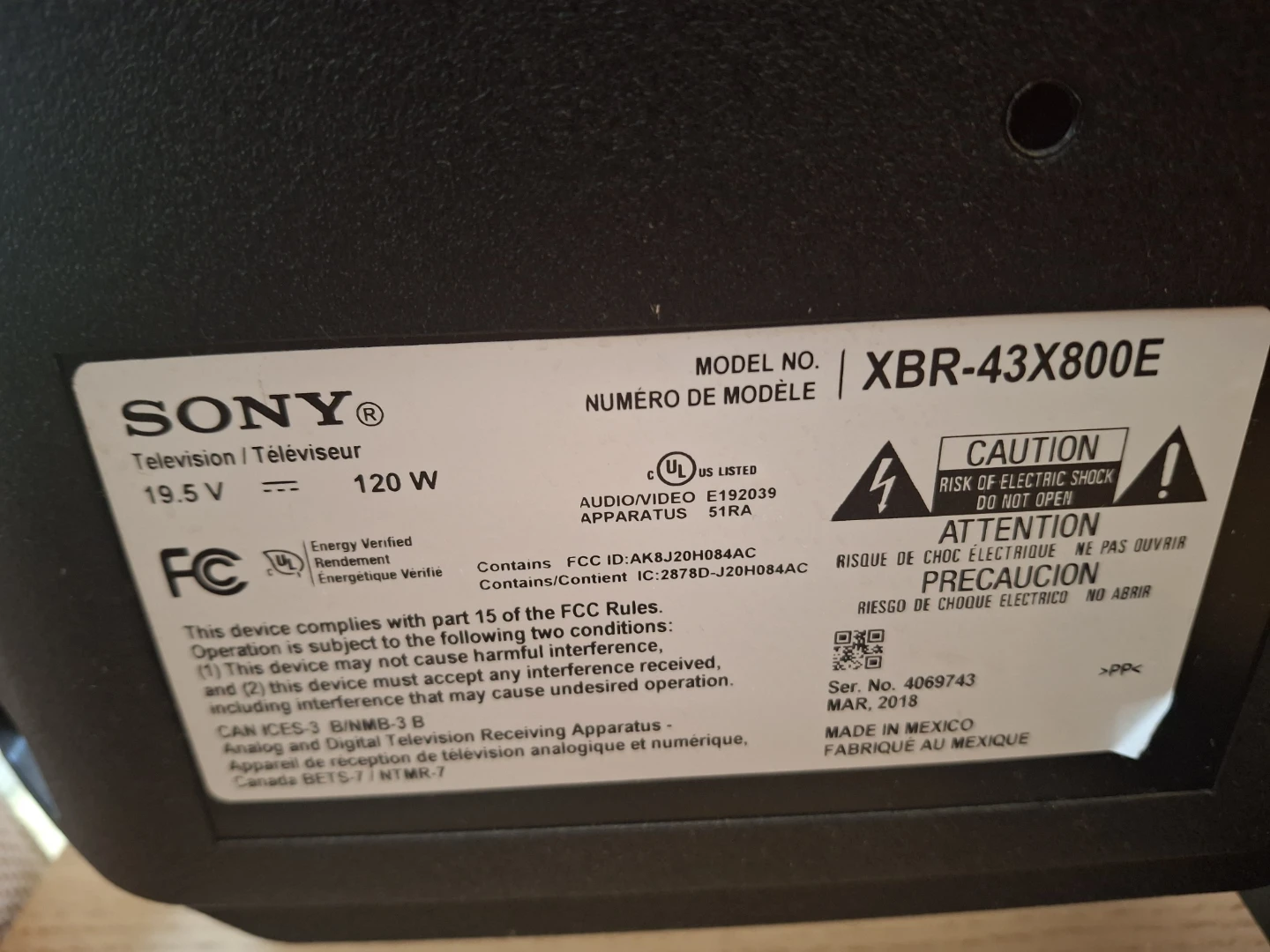 Sony 43" XBR-43X800E Television - photo 2