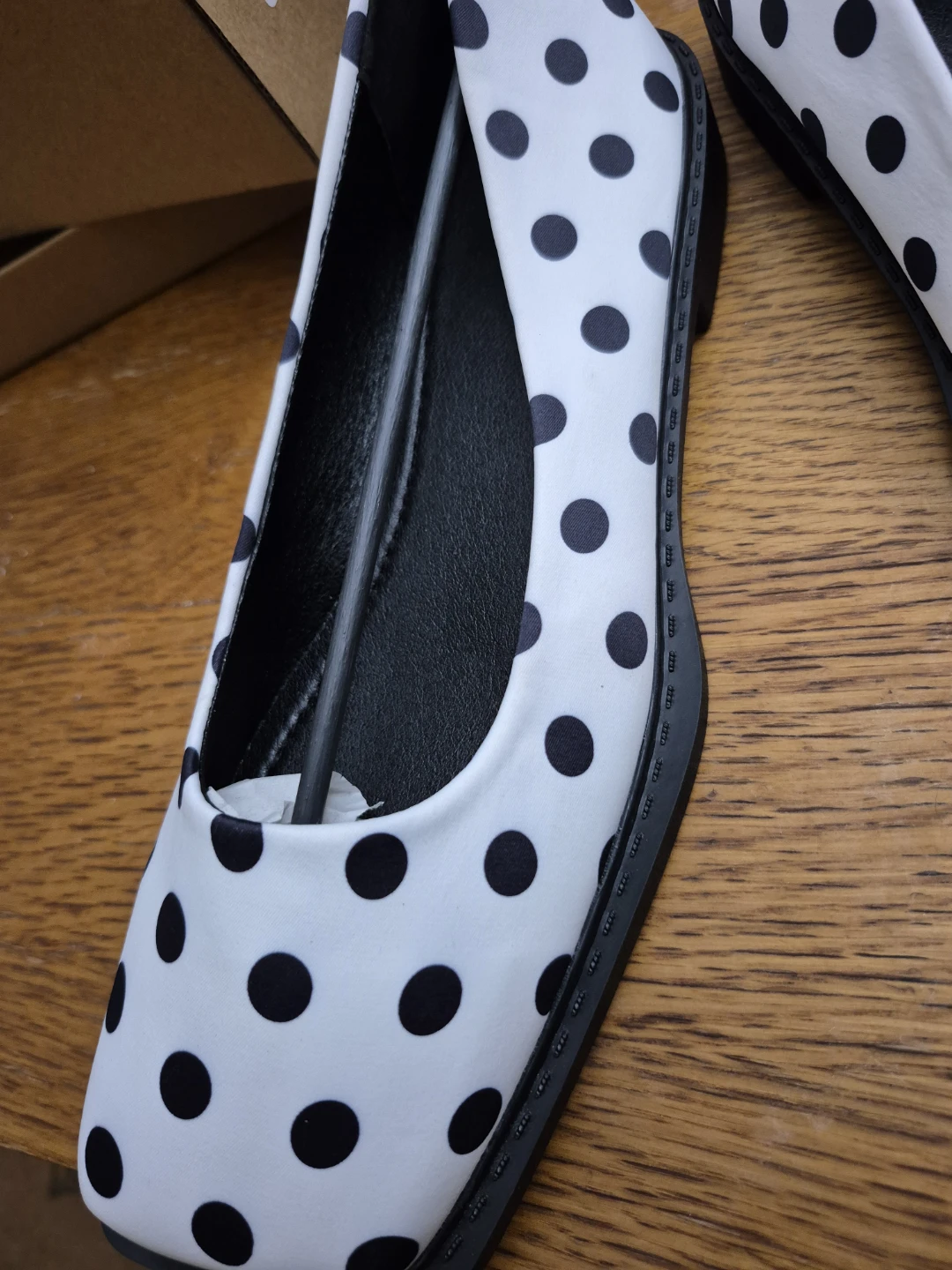 White & Black Polka Dot Ballet Flats - photo 2