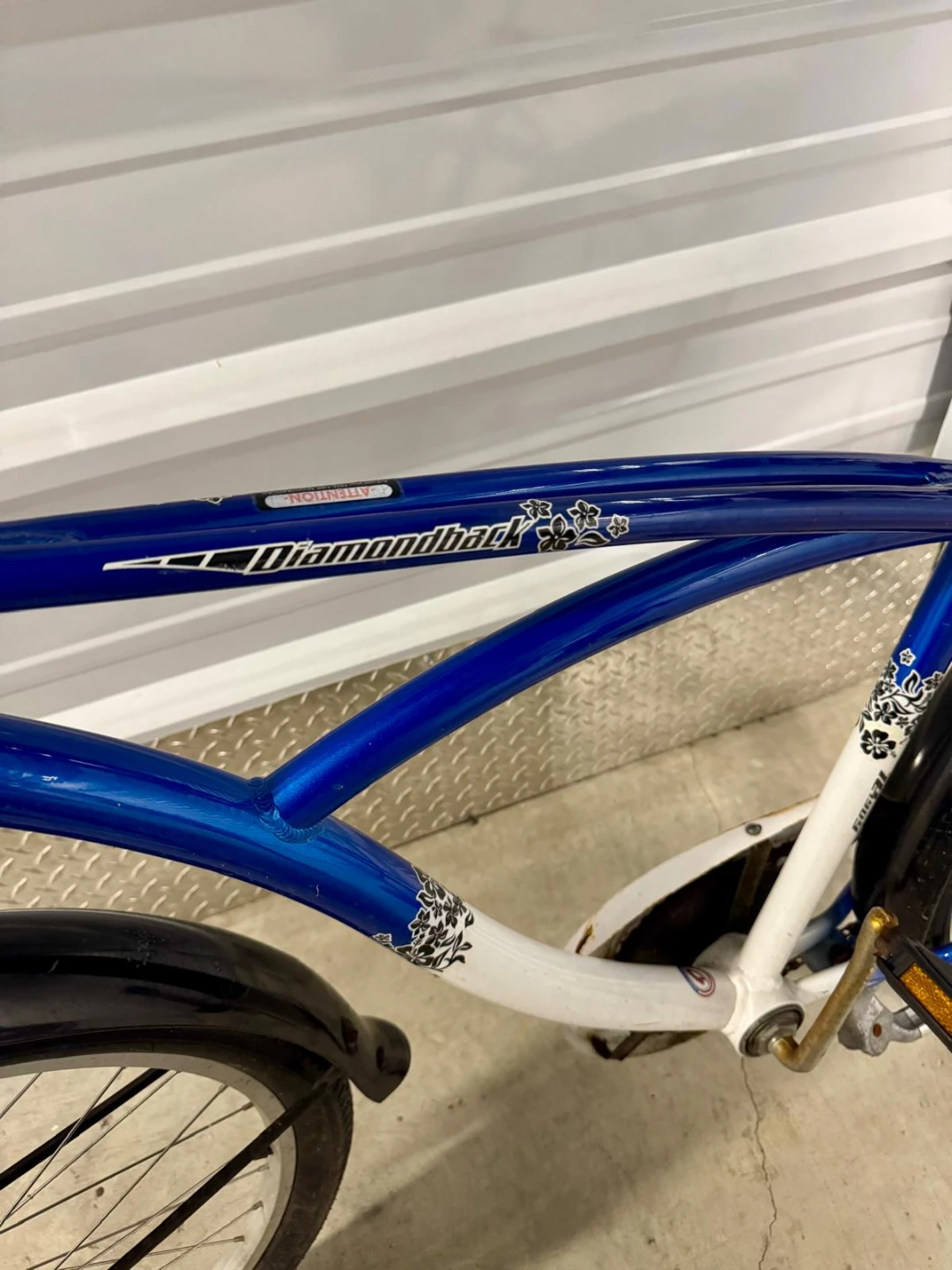 Diamondback Cruiser Bicycle - photo 3