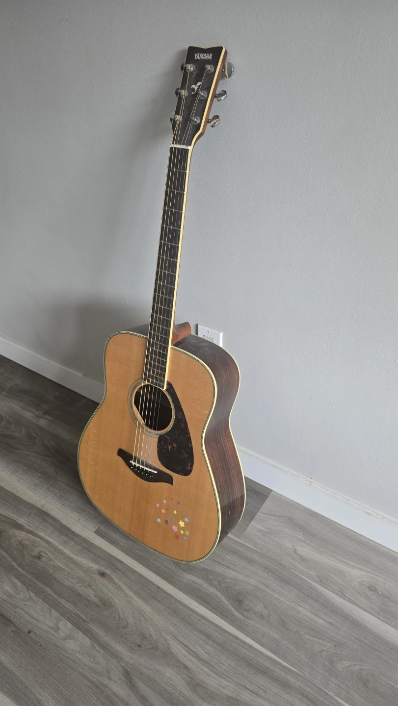 Yamaha Acoustic Guitar - photo 2